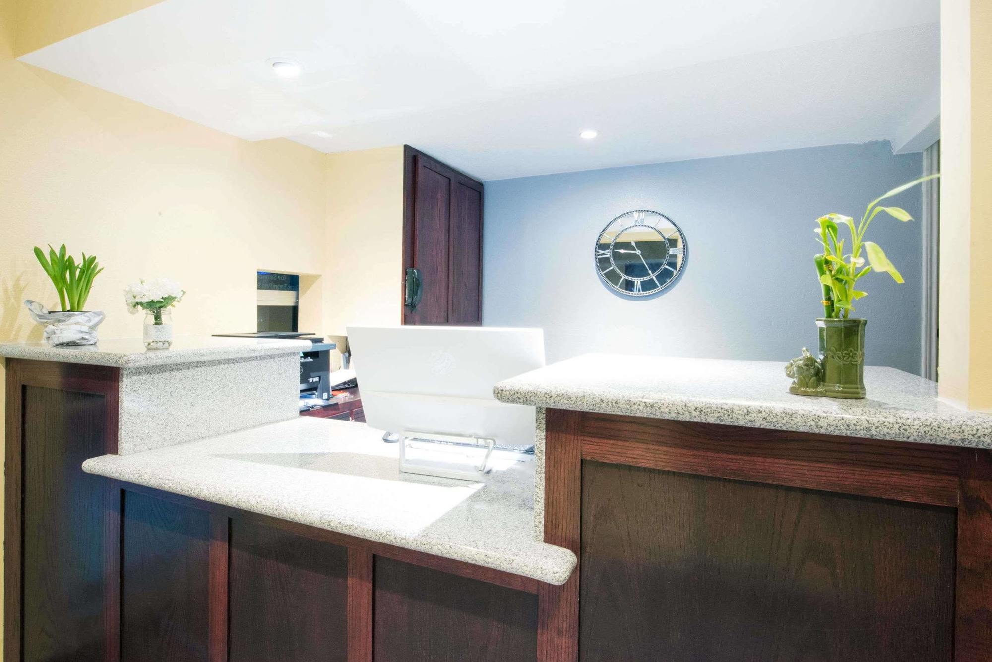 Executive Inn & Kitchenette Suites-Eagle Pass Eksteriør billede